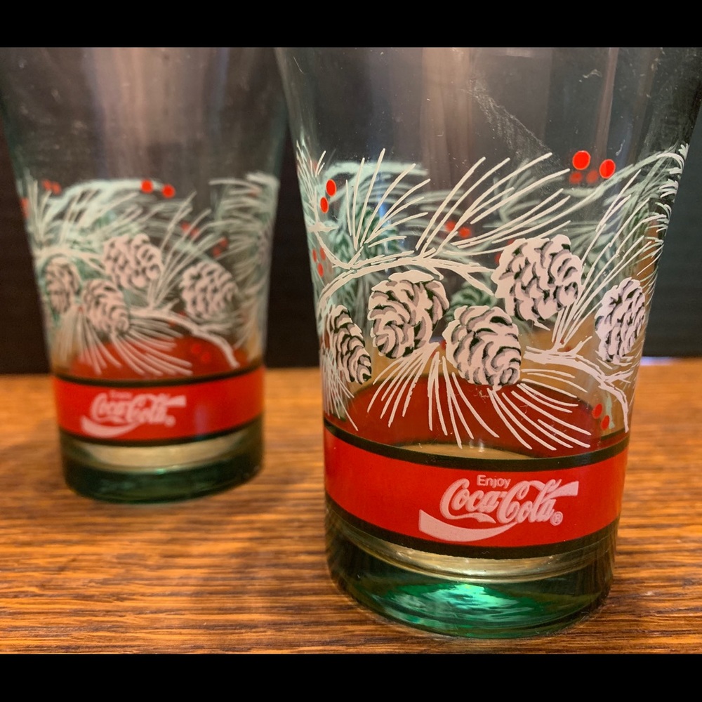 Set of 2 Holiday Coca Cola Glassez